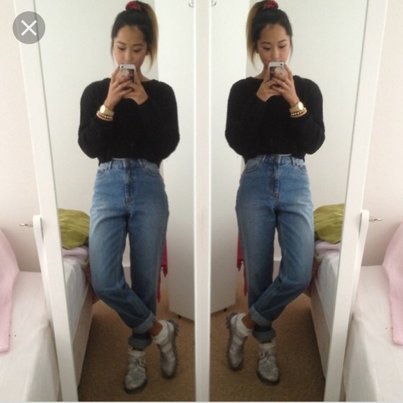 Urban Outfitters BDG Mom Jeans - Picture 3 of 6